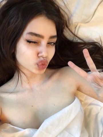Ева